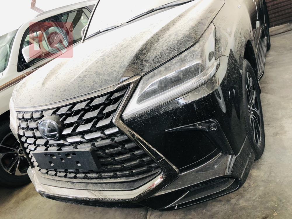 لێکزس LX